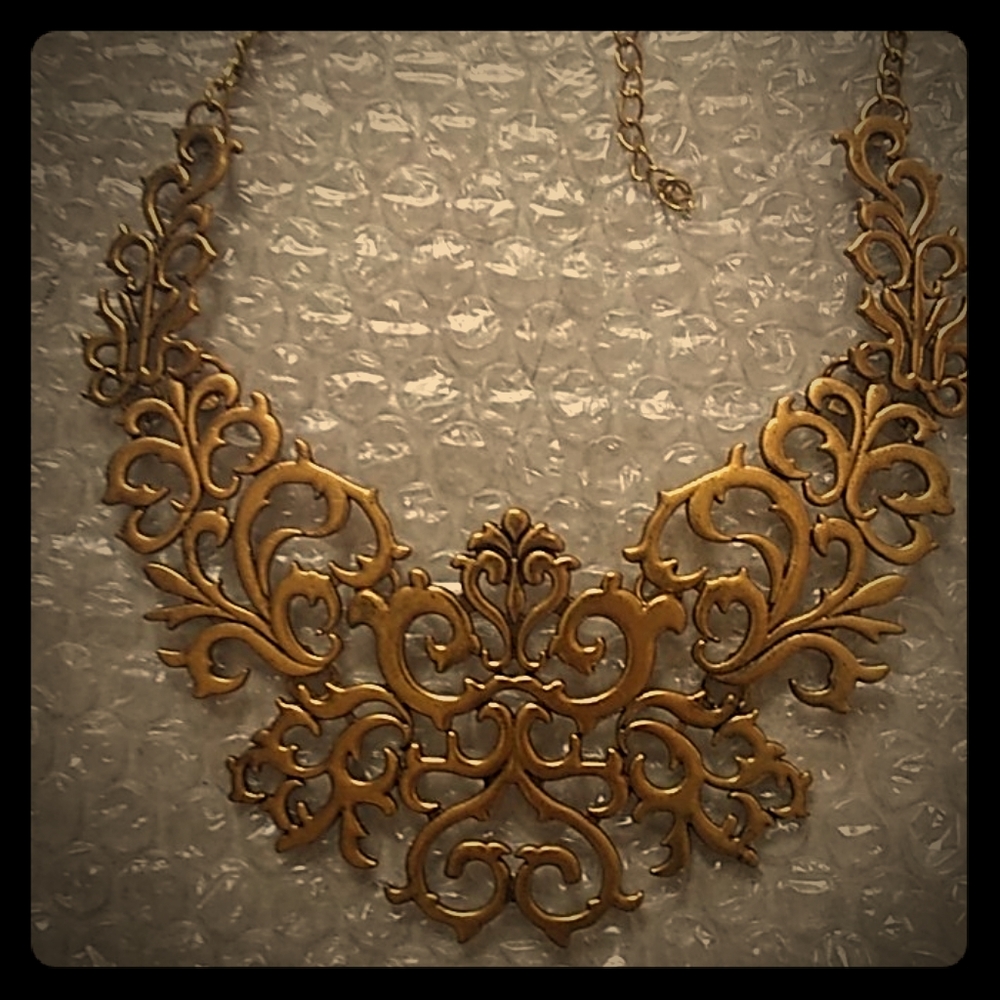 Rustic plated necklace